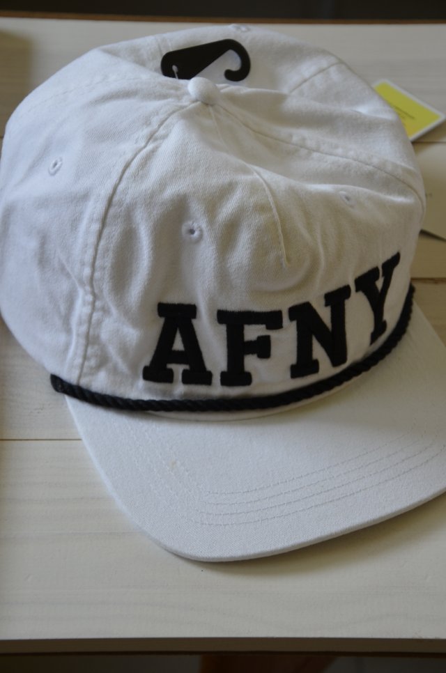 nowy Abercrombie & Fitch kaszkiet czapka z daszkiem biały