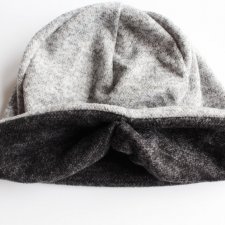 dwustronna czapka vintage